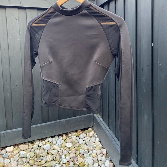 Revamped zip up long sleeve - Picture 2 of 8